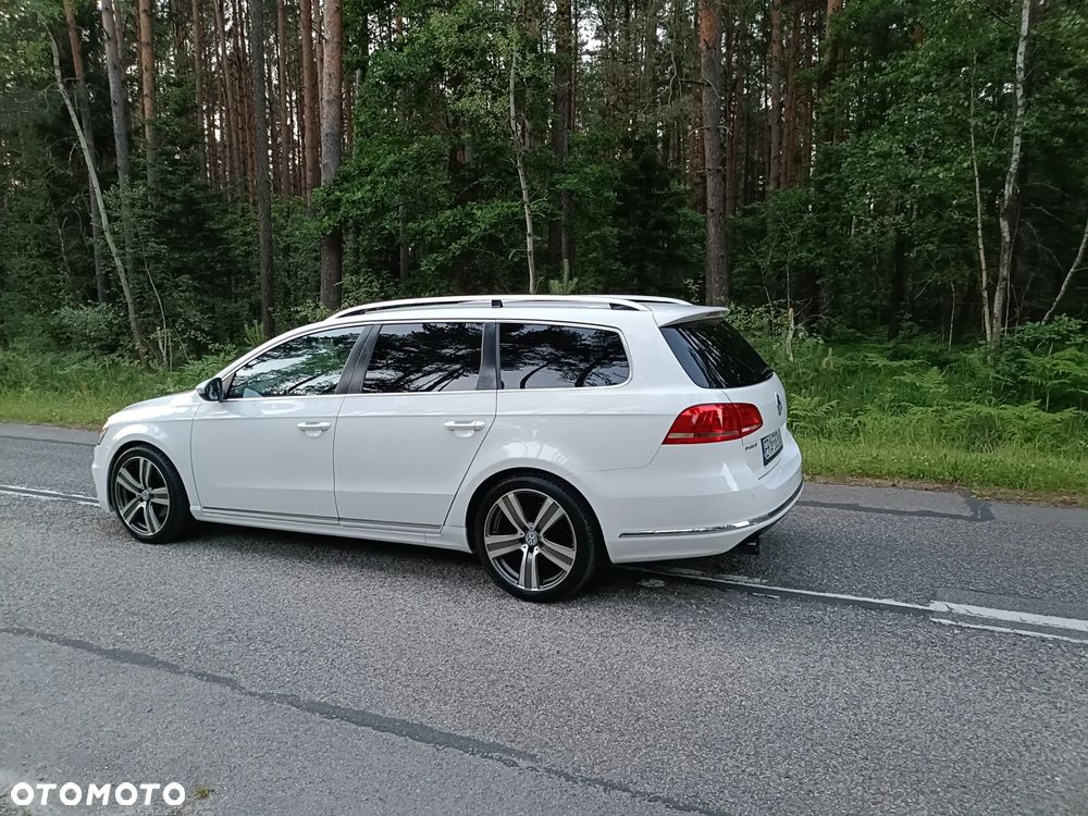 Volkswagen Passat 2.0 TDI Highline R-Style DSG - 15