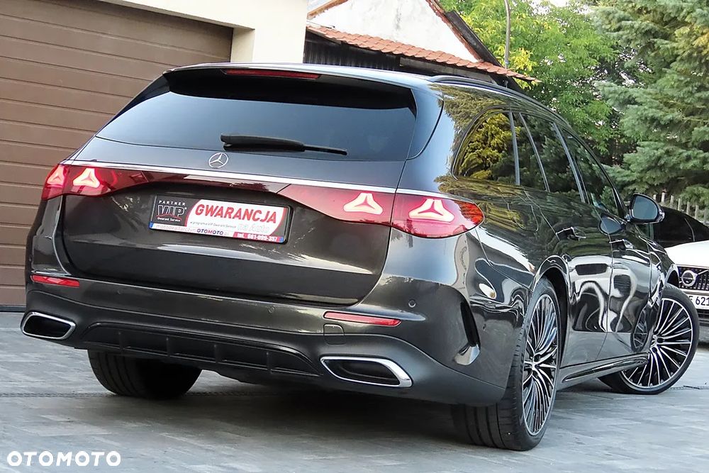Mercedes-Benz Klasa E 220 d 4Matic 9G-TRONIC AMG Line NIGHT Edition - 11
