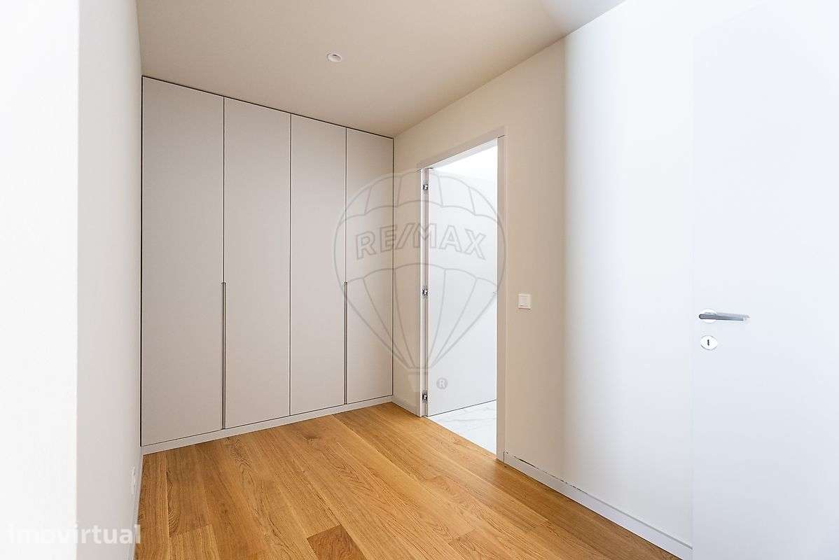 Apartamento T4 para venda - Grande imagem: 2/18