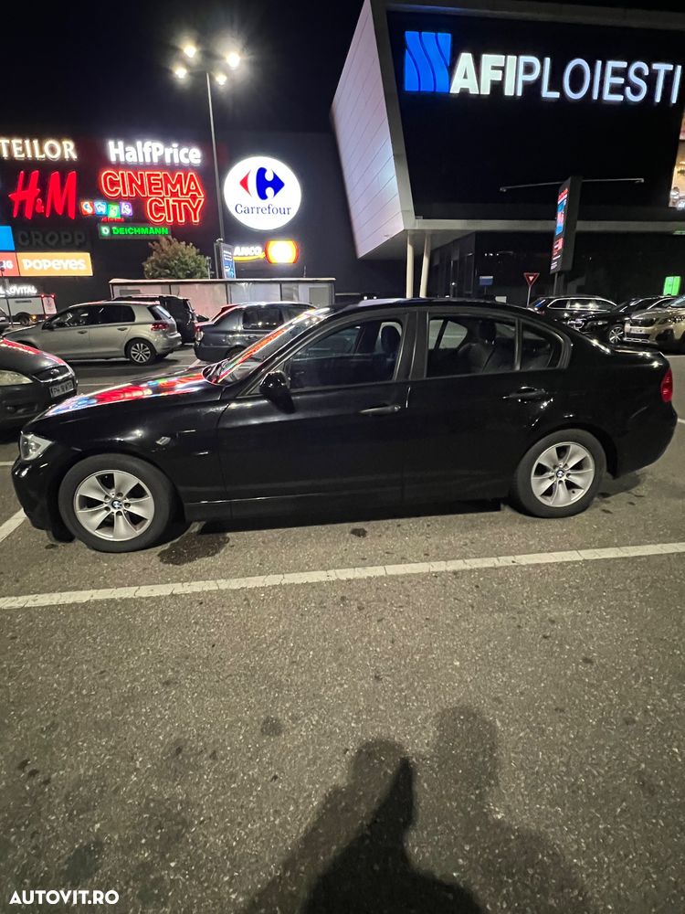 BMW Seria 3 318d - 5