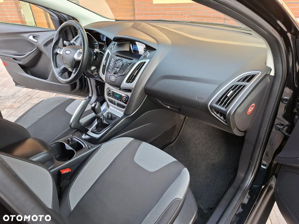 Ford Focus - 13