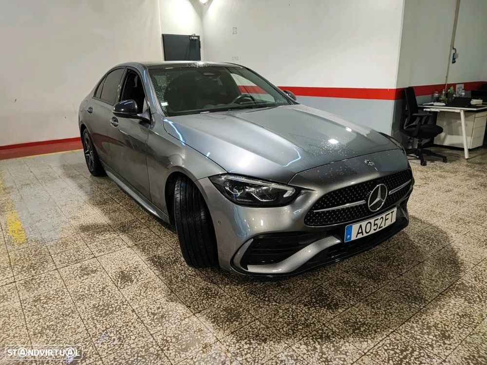 Mercedes-Benz C 220 d AMG Line - 4