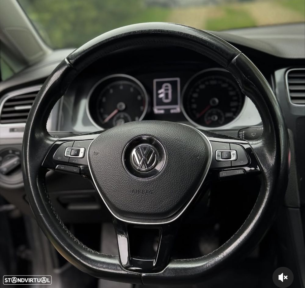 VW Golf 1.0 TSI R-Line - 4