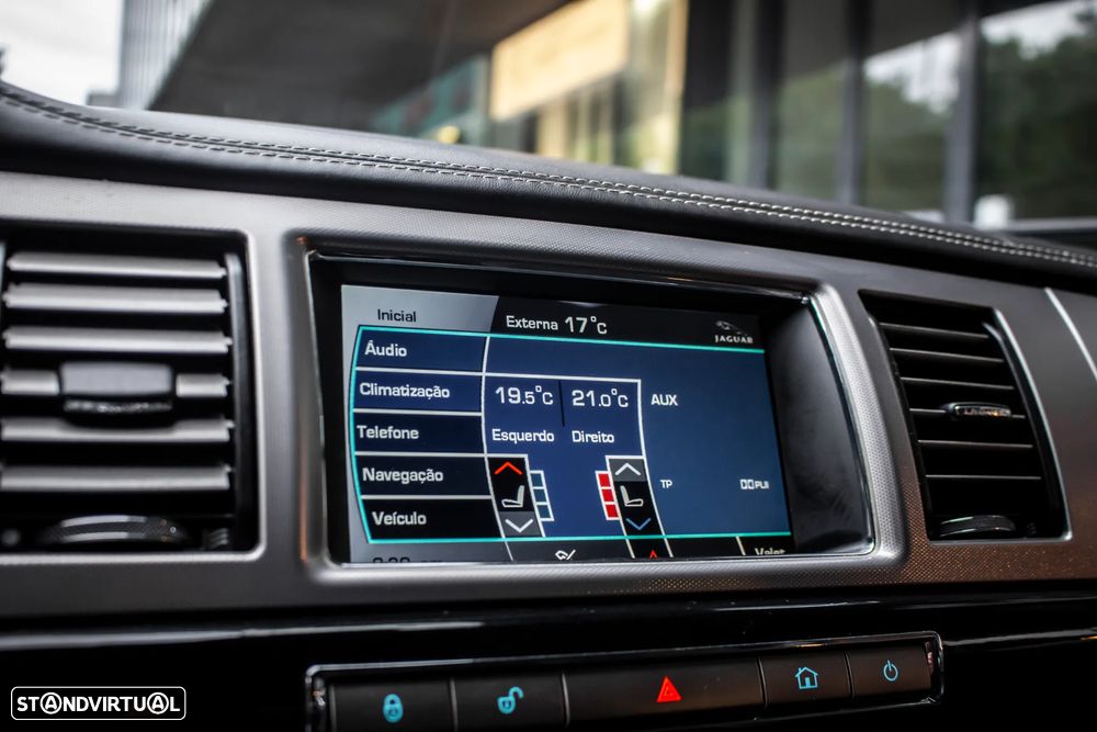 Jaguar XF 3.0 D V6 S Luxury - 41