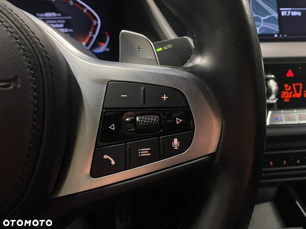 BMW Seria 2 220i - 24