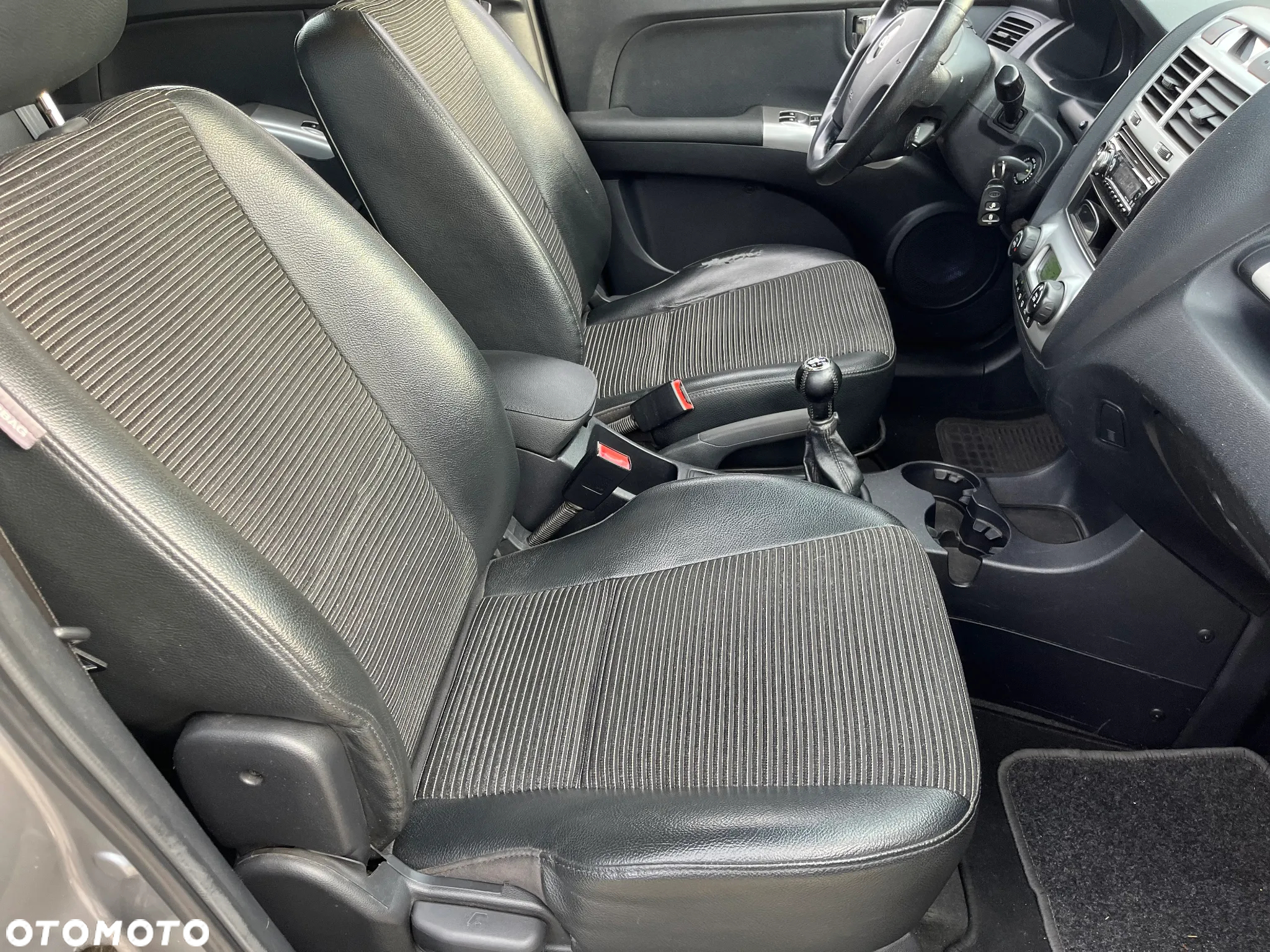 Kia Sportage 2.0 2WD LX - 10