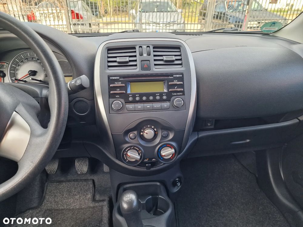 Nissan Micra 1.2 Visia First - 24