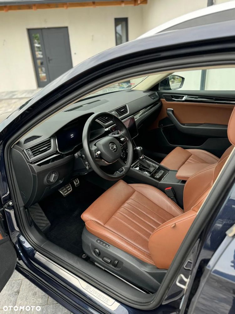 Skoda Superb 2.0 TDI SCR L&K DSG - 1