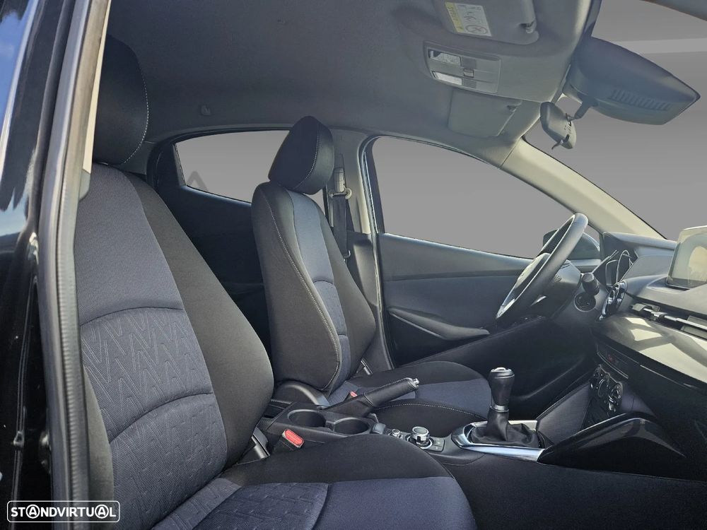 Mazda 2 1.5 Sky.Evolve Navi - 23