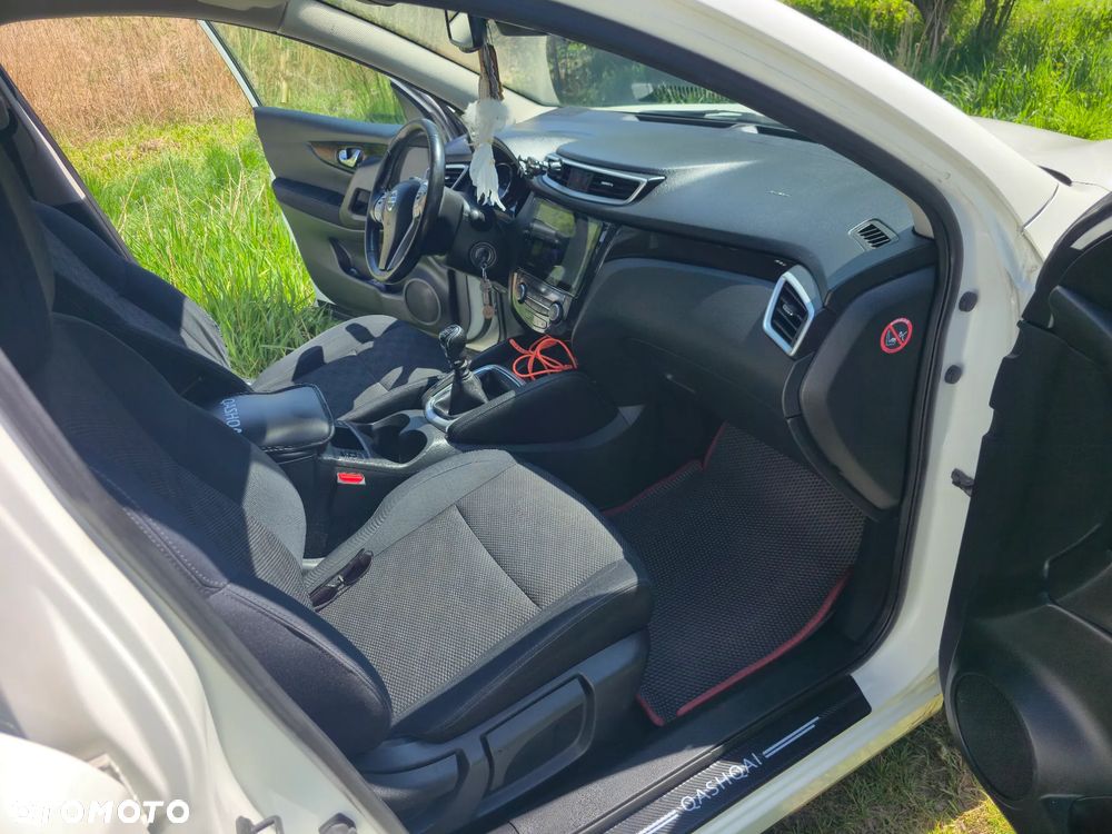 Nissan Qashqai 1.6 DCi 4x4 N-Tec - 20
