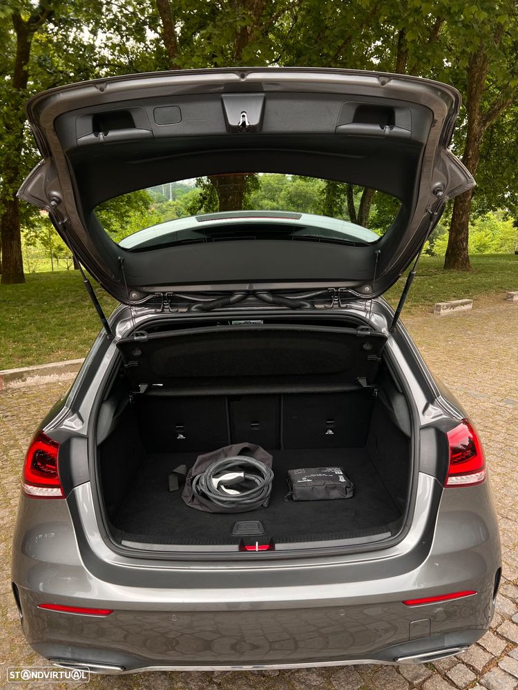 Mercedes-Benz A 250 e 8G-DCT AMG Line - 22