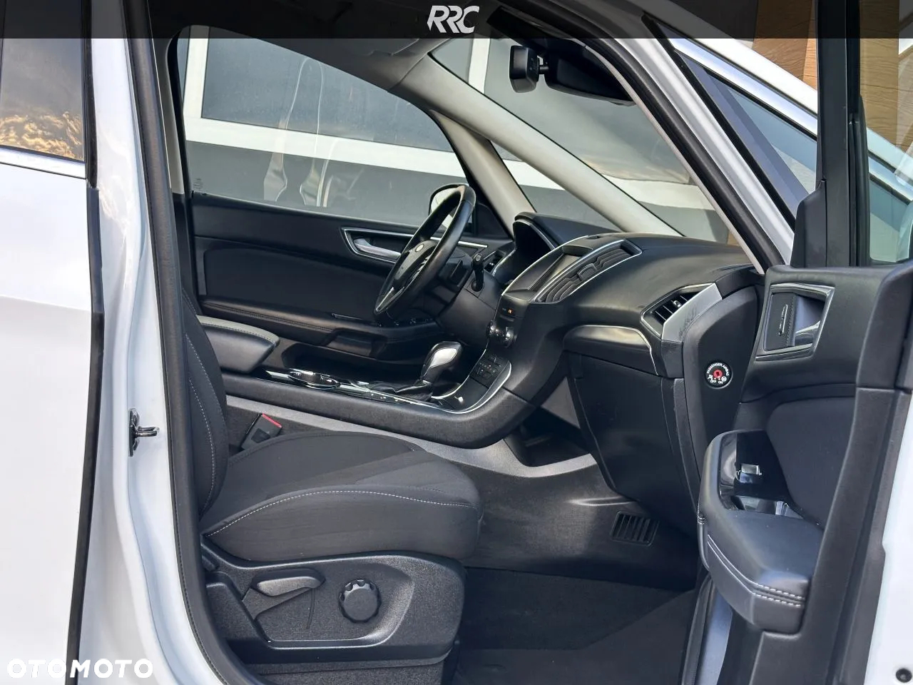 Ford S-Max 2.0 TDCi Titanium PowerShift - 22