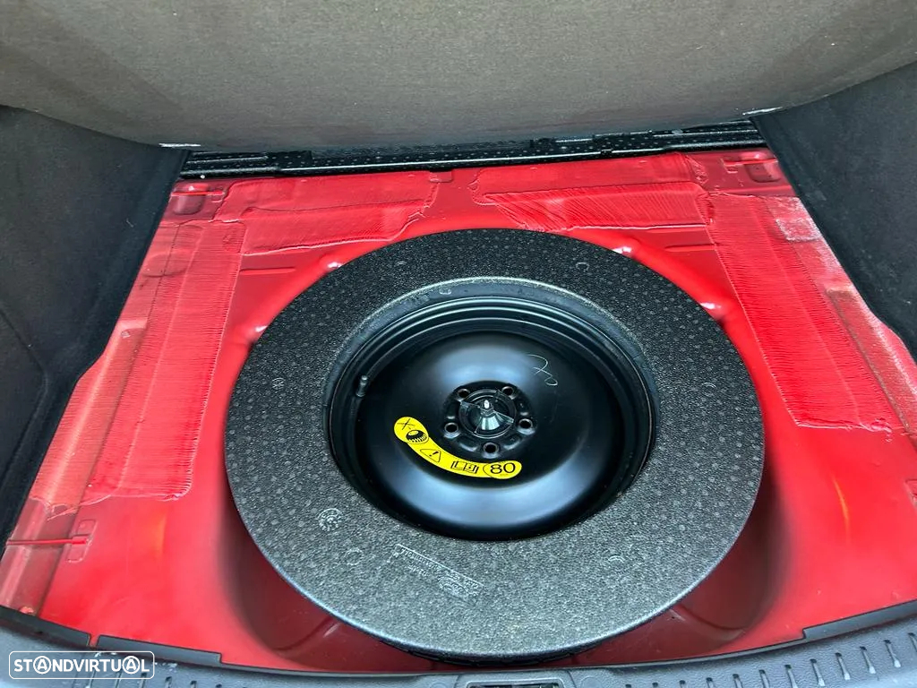 Ford Focus SW 1.0 EcoBoost Business - 8