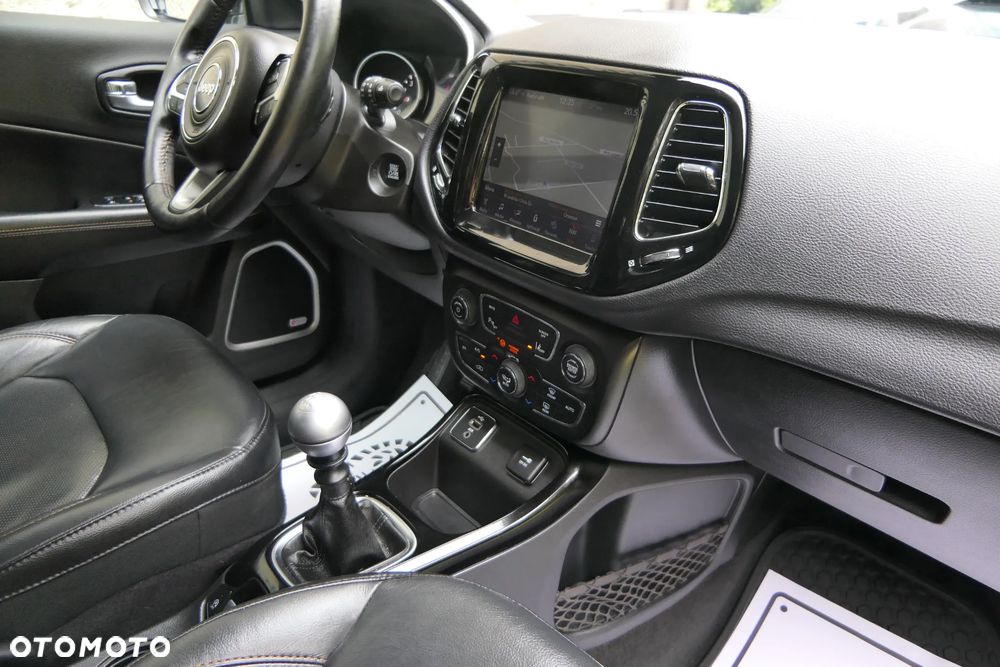 Jeep Compass 1.4 MultiAir Limited - 19