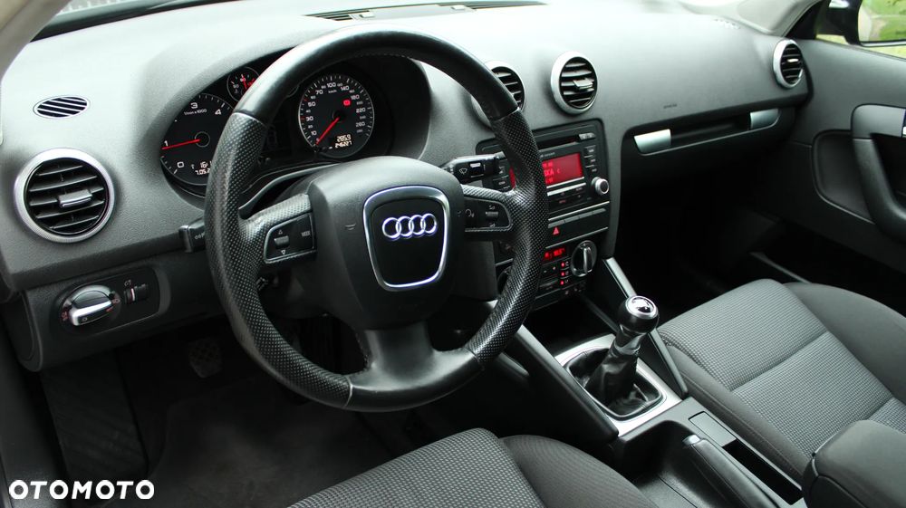 Audi A3 Sportback 1.6 TDI Attraction - 35