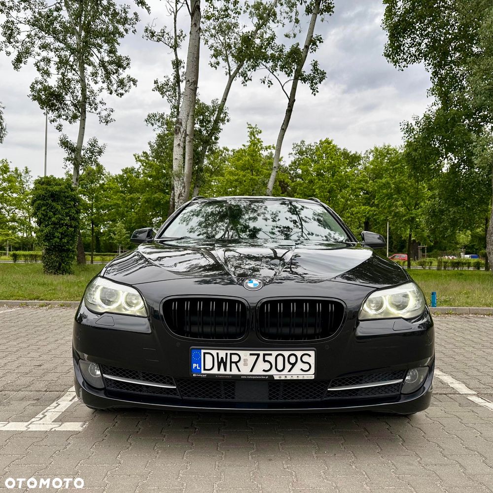 BMW Seria 5 530d xDrive - 23