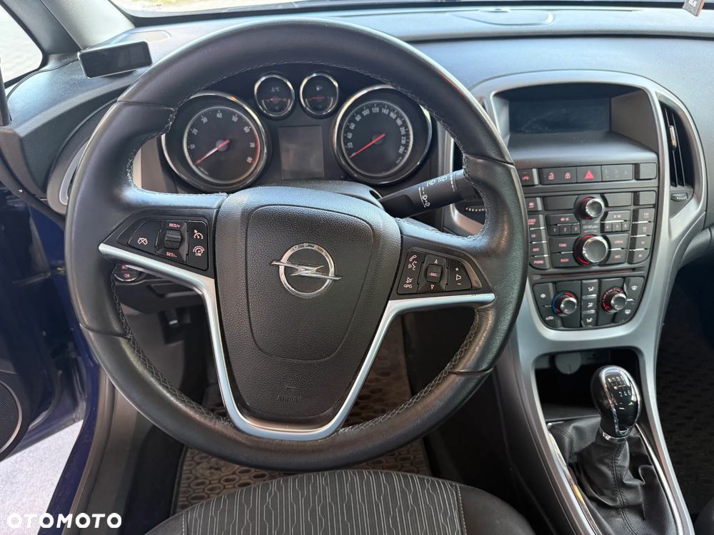 Opel Astra 1.4 T Enjoy - 7