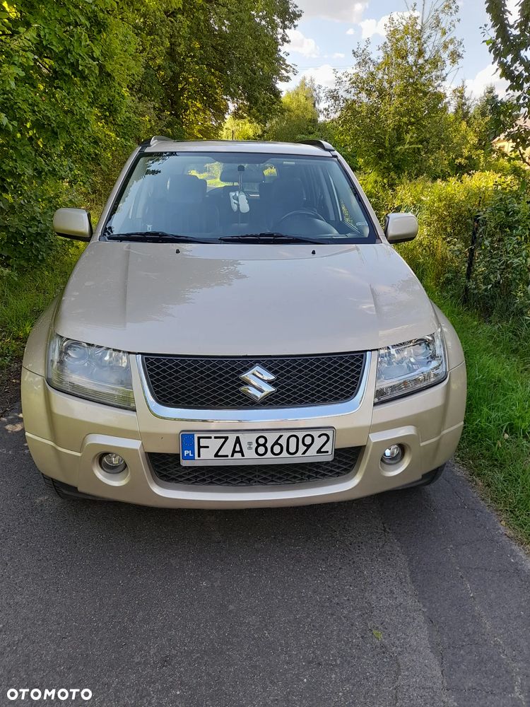 Suzuki Grand Vitara 2.0 - 3