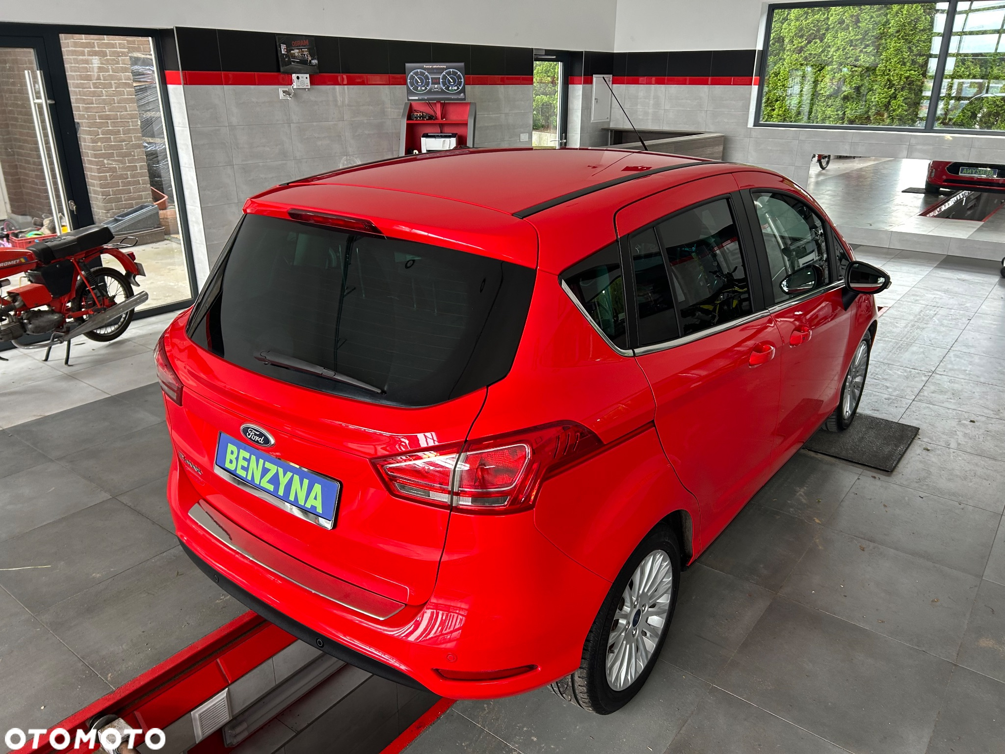 Ford B-MAX 1.6 Colourline - 9