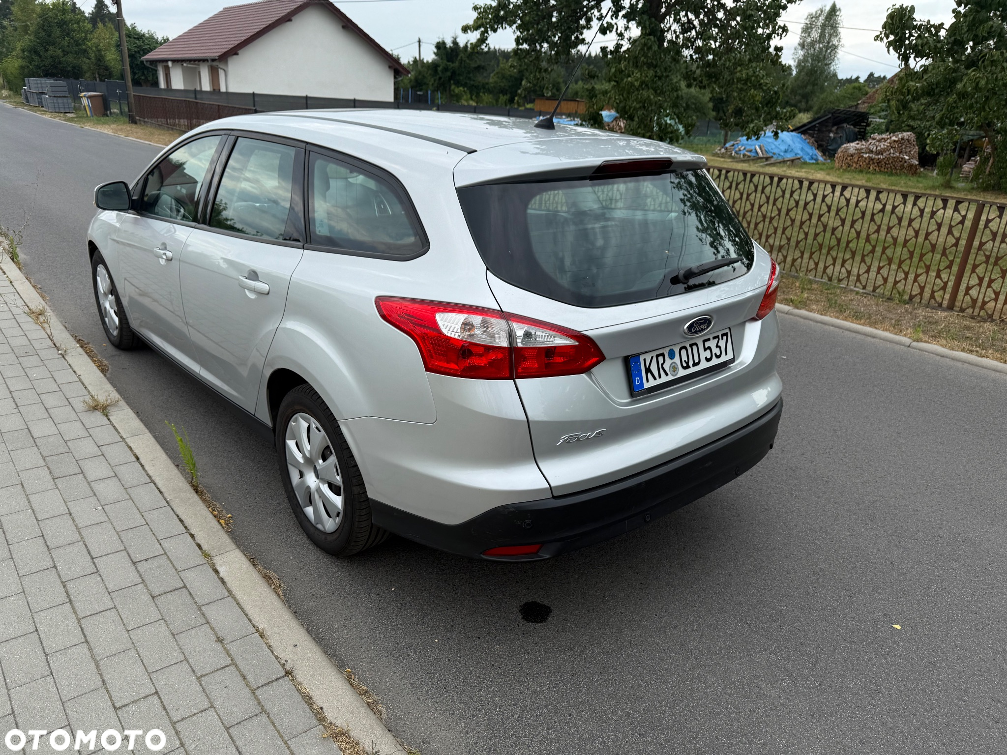 Ford Focus Turnier 1.6 TDCi DPF Start-Stopp-System SYNC Edition - 10