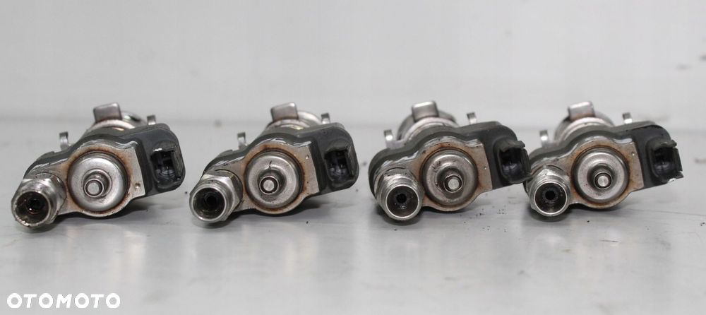 WTRYSK WTRYSKIWACZ BMW E90 E87 E60 N43 7589048 - 4