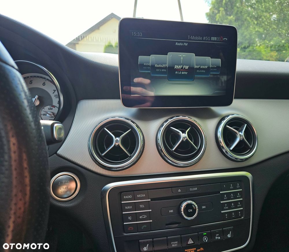 Mercedes-Benz GLA 200 7G-DCT Urban - 8
