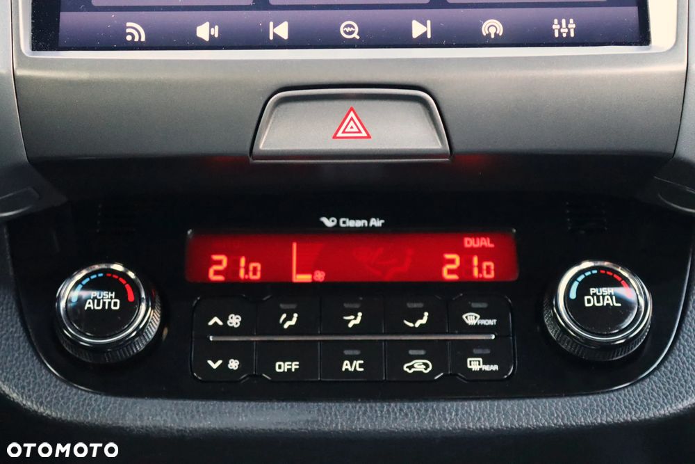 Kia Sportage 1.6 GDI Business Line 2WD - 24