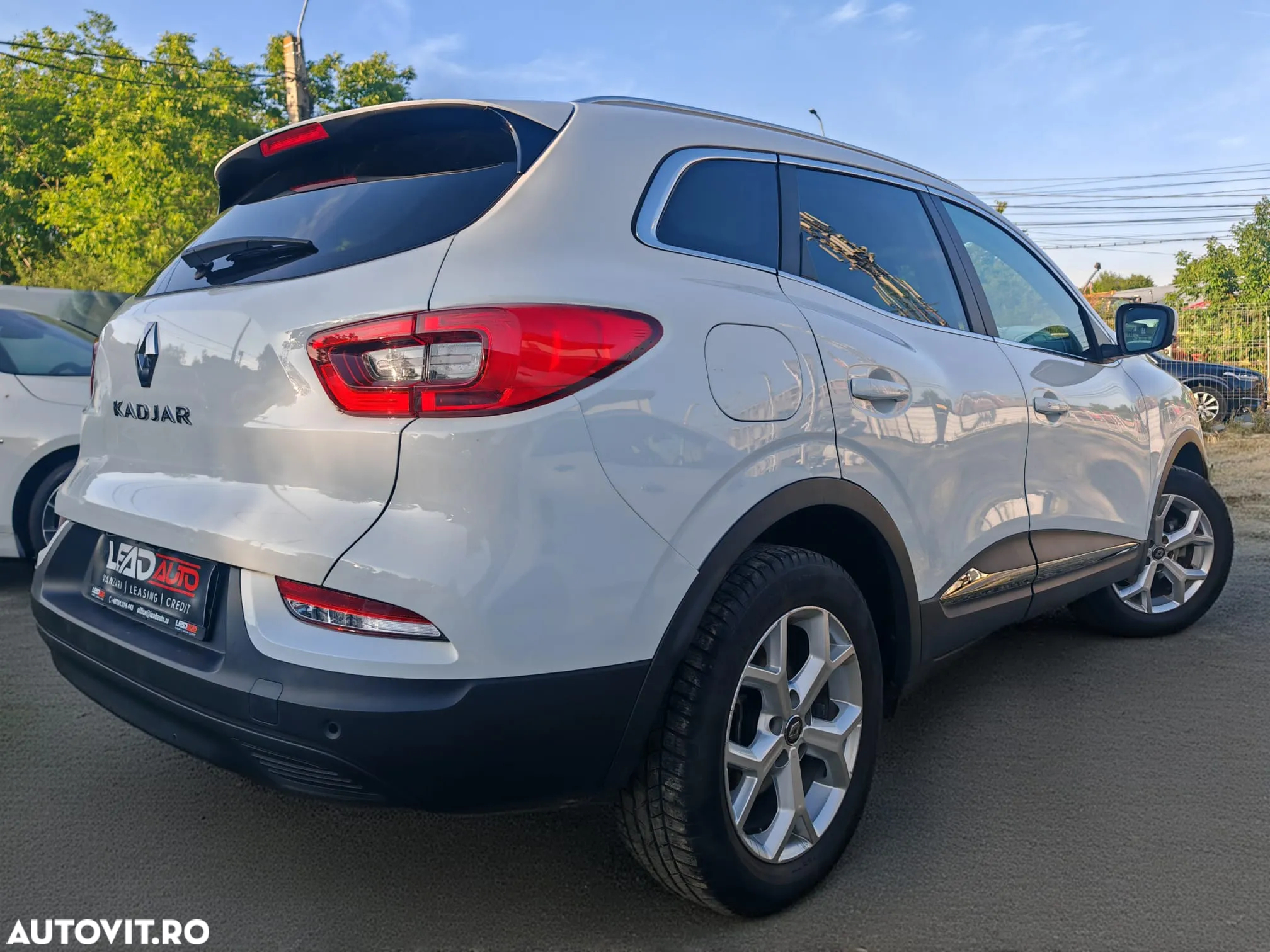 Renault Kadjar BLUE dCi 115 EDC EQUILIBRE - 4