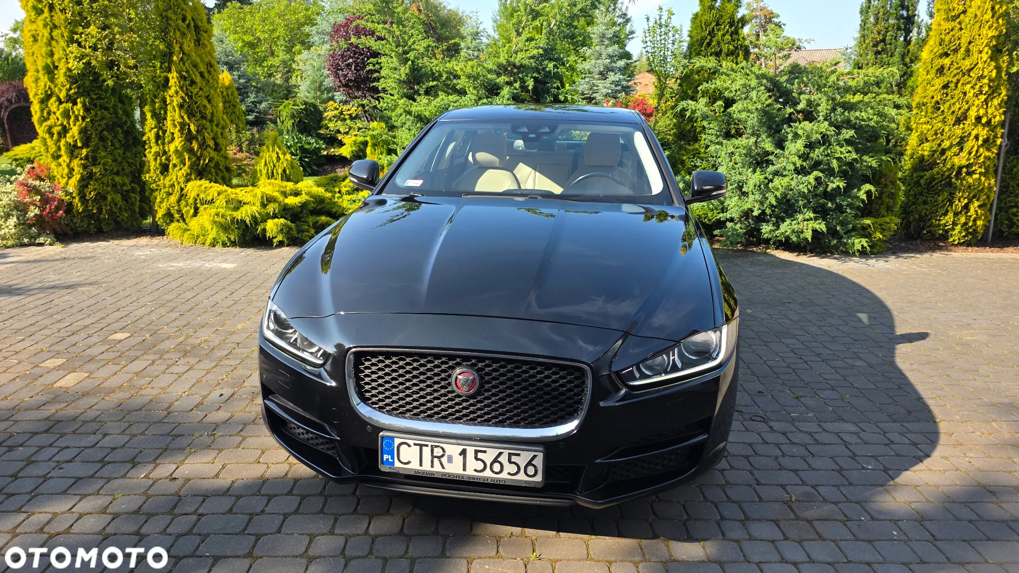 Jaguar XE 2.0 D AWD Prestige - 17
