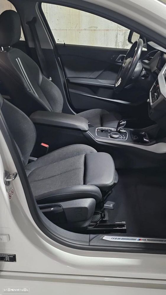 BMW 116 d Pack Desportivo M Auto - 28