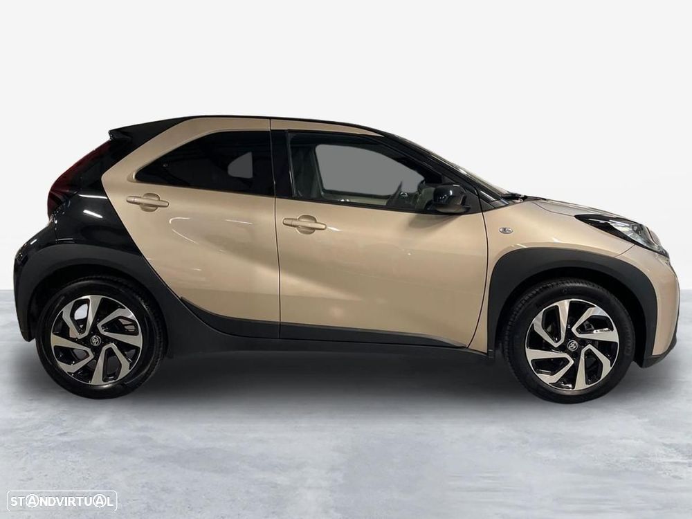 Toyota Aygo X 1.0 Pulse CVT - 19