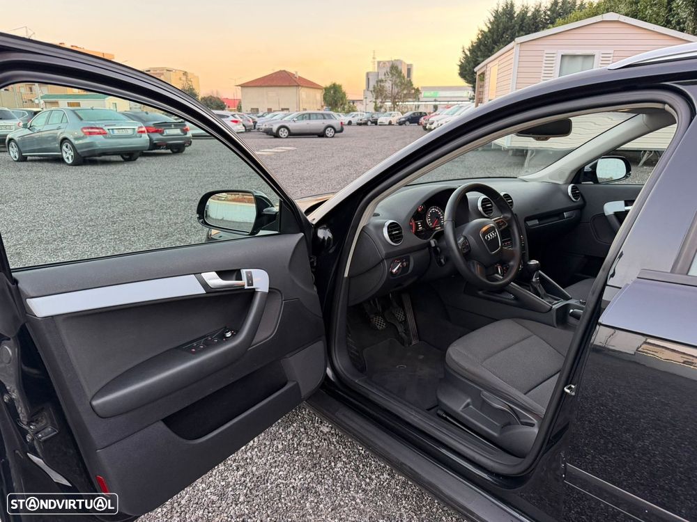 Audi A3 Sportback - 14