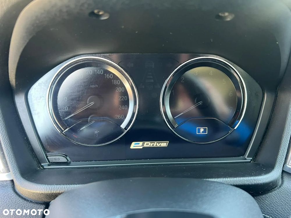 BMW X1 xDrive25e xLine - 22