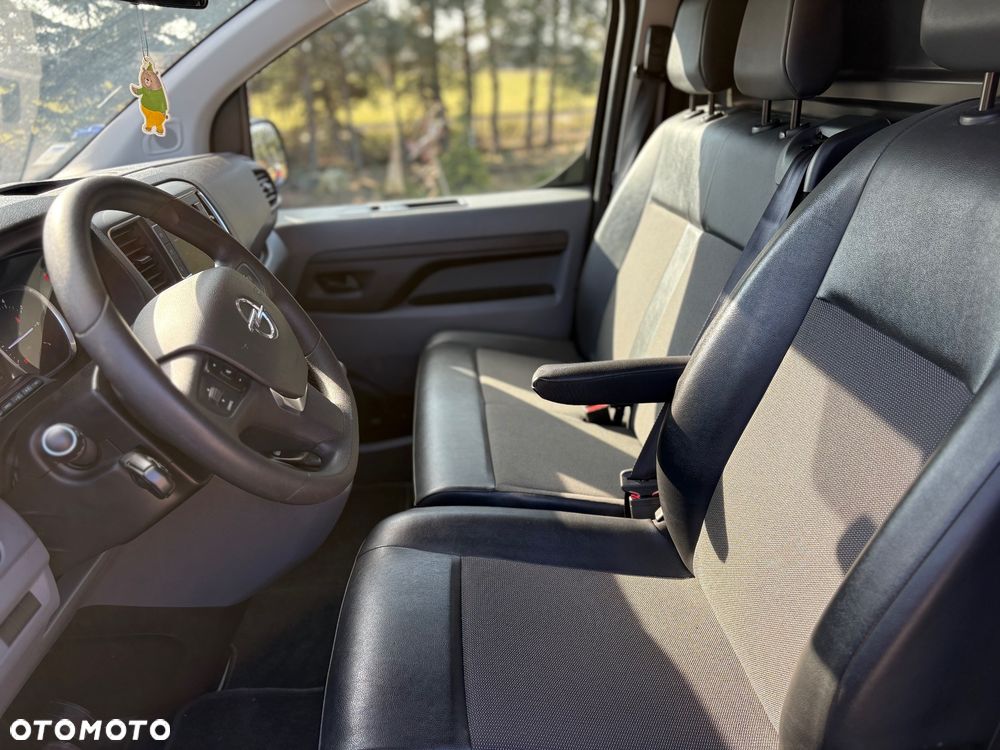 Opel Vivaro - 15