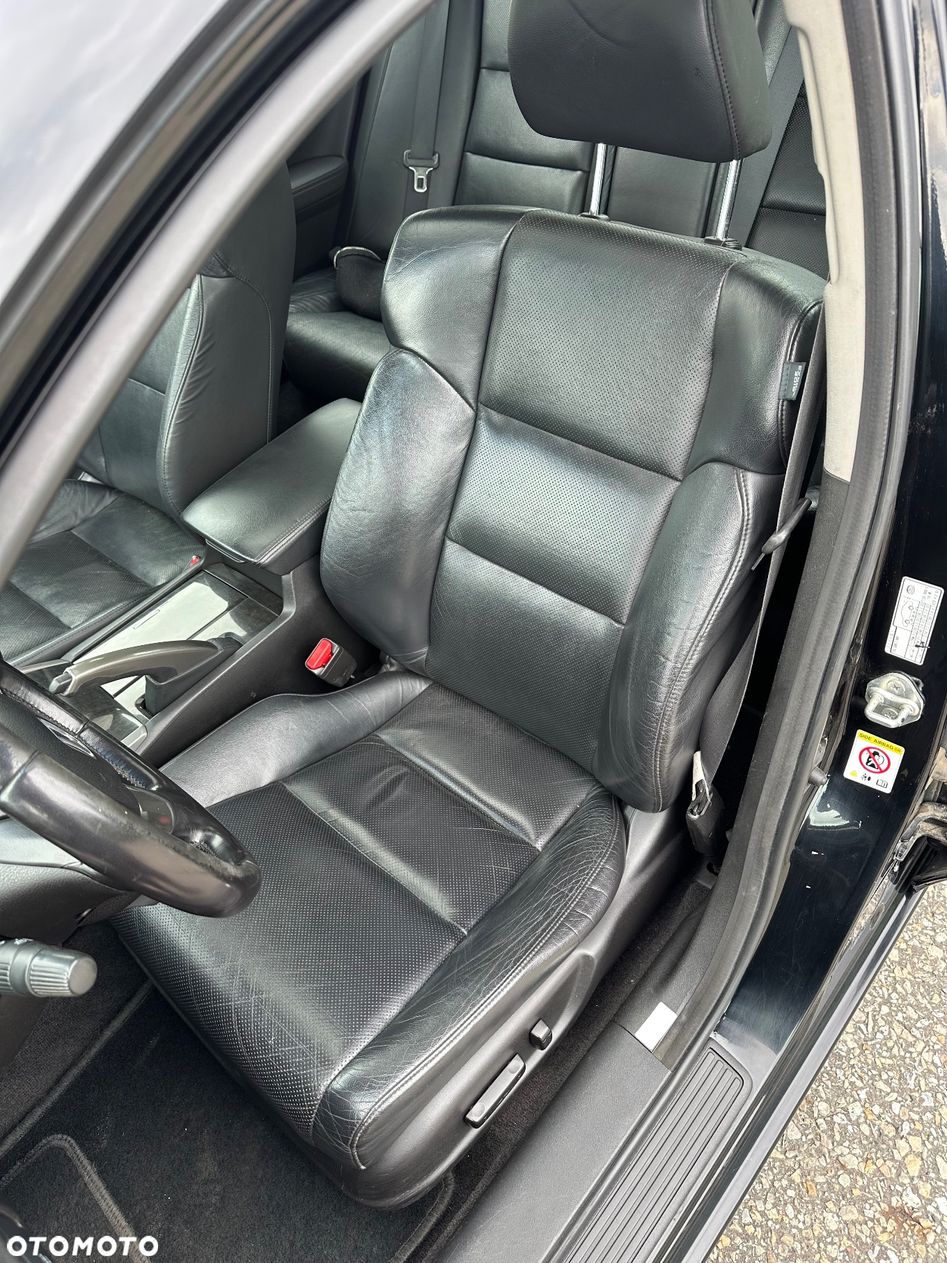 Honda Accord 2.0 Executive Nav - 17