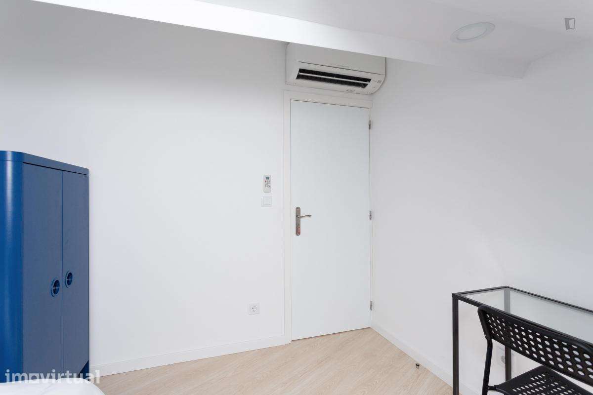 Quarto - localizado em Rio Tinto Porto - Grande imagem: 3/51