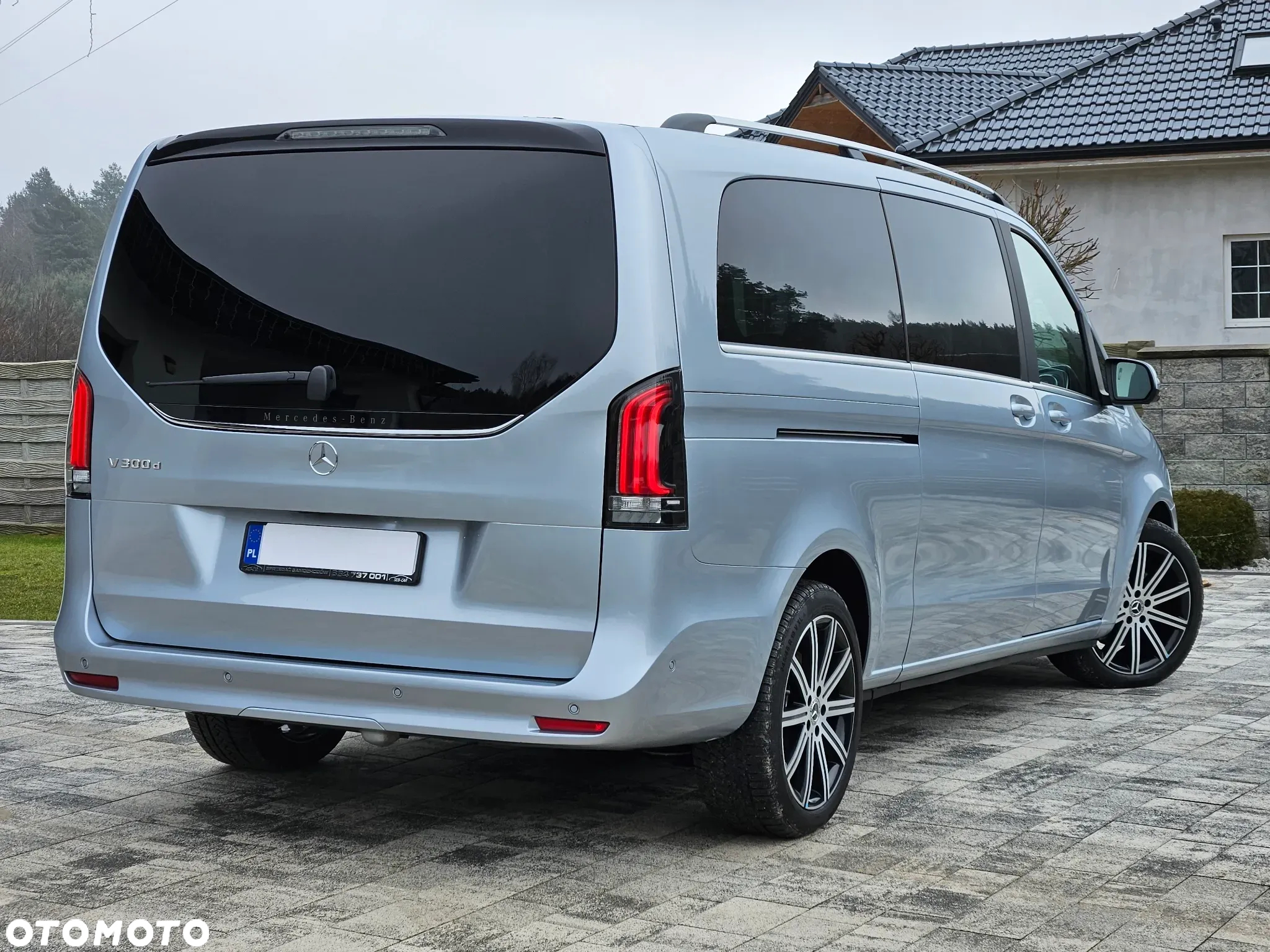 Mercedes-Benz Klasa V 300 d 9G-Tronic Avantgarde (ekstra d³) - 2