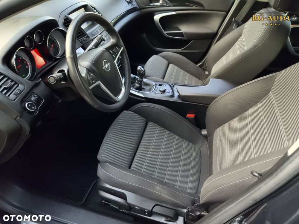 Opel Insignia - 38