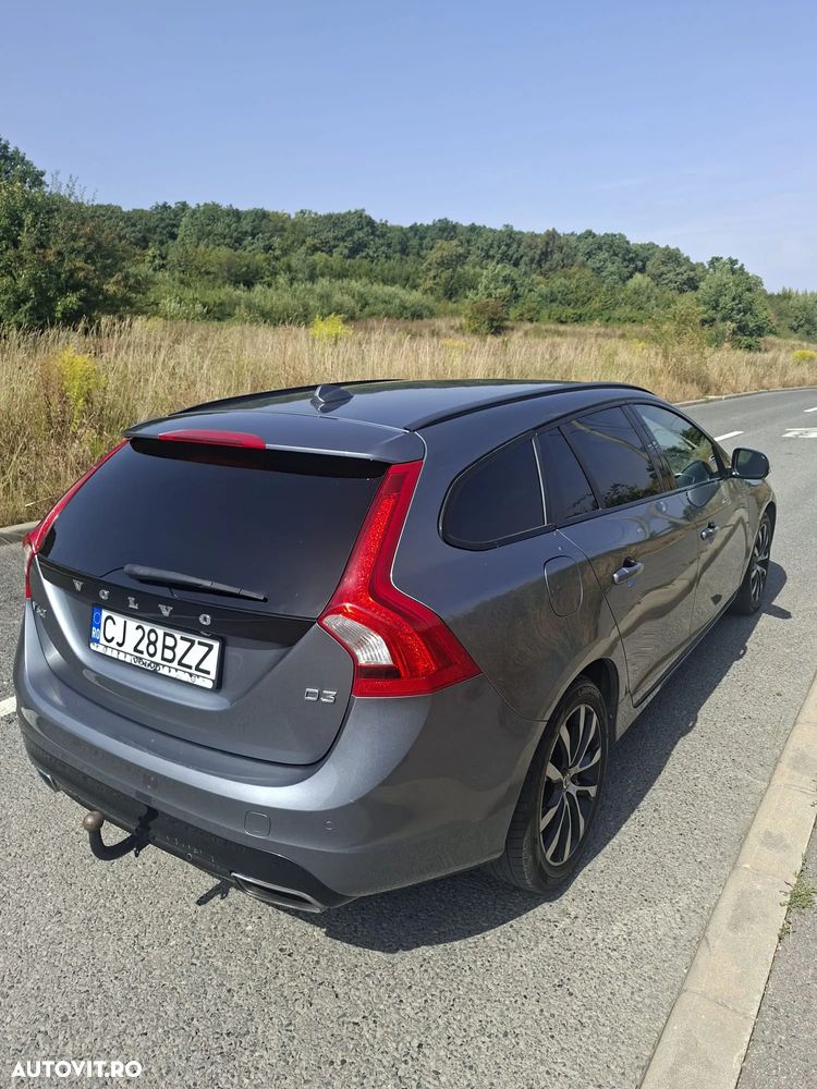 Volvo V60 D3 Summum - 15