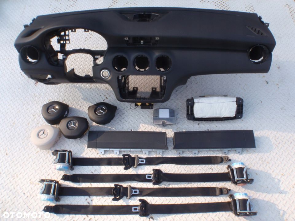 MERCEDES A W176 DESKA KONSOLA KOKPIT AIRBAG Raz2 - 7