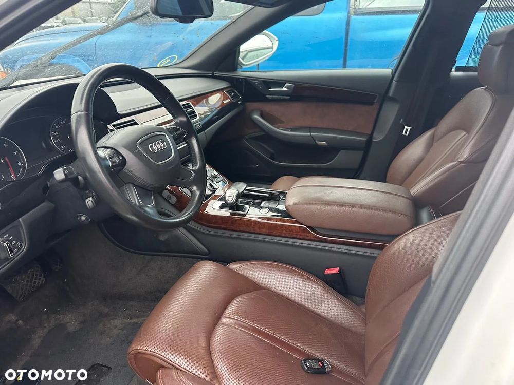 Audi A8 4.2 FSI L Quattro - 15