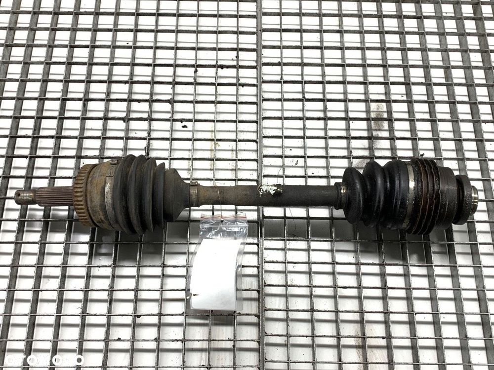 PÓŁOŚ PRAWY PRZÓD  HYUNDAI TUCSON (JM) 2004 - 2022 2.0 CRDi 83 kW [113 KM] olej napędowy 2004 - - 1