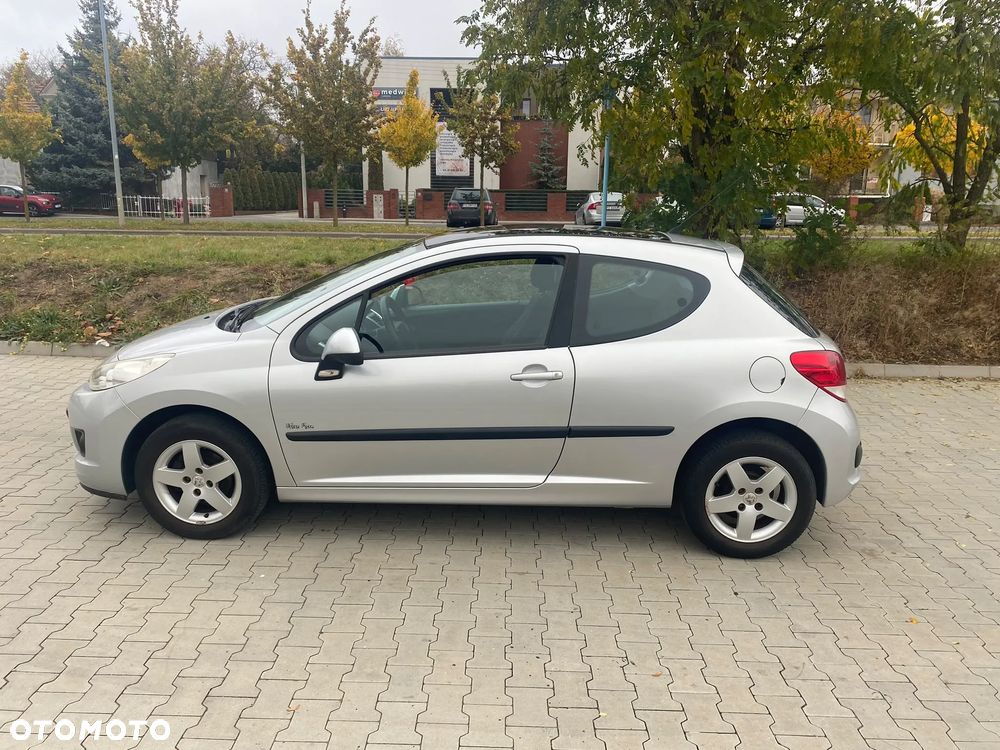 Peugeot 207 - 4