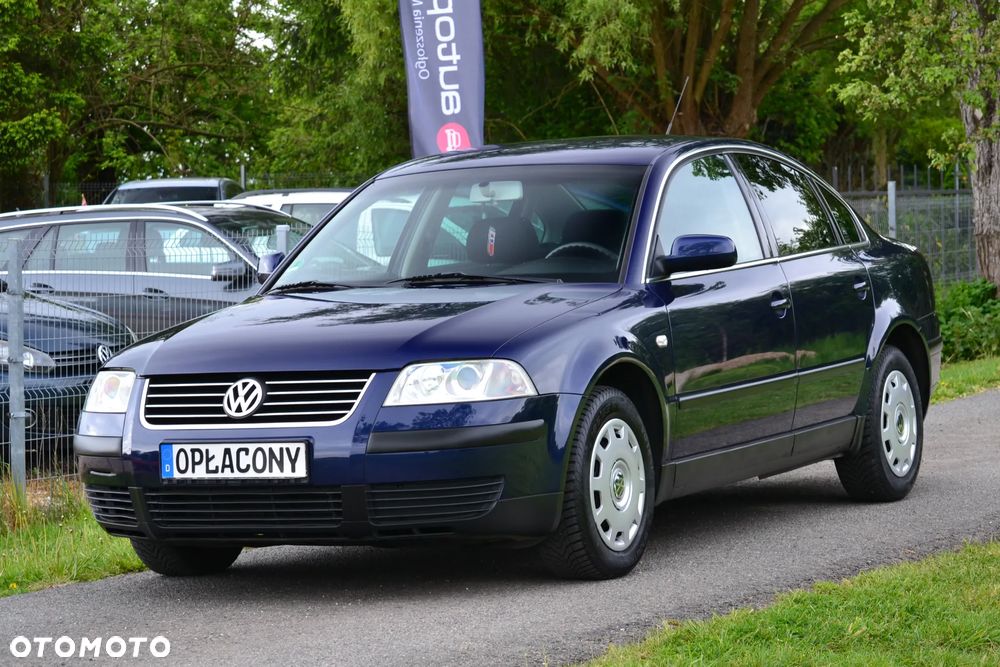 Volkswagen Passat 1.6 Exclusive - 17