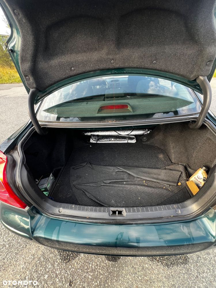 Toyota Avensis 2.0 D-4D Sol - 5