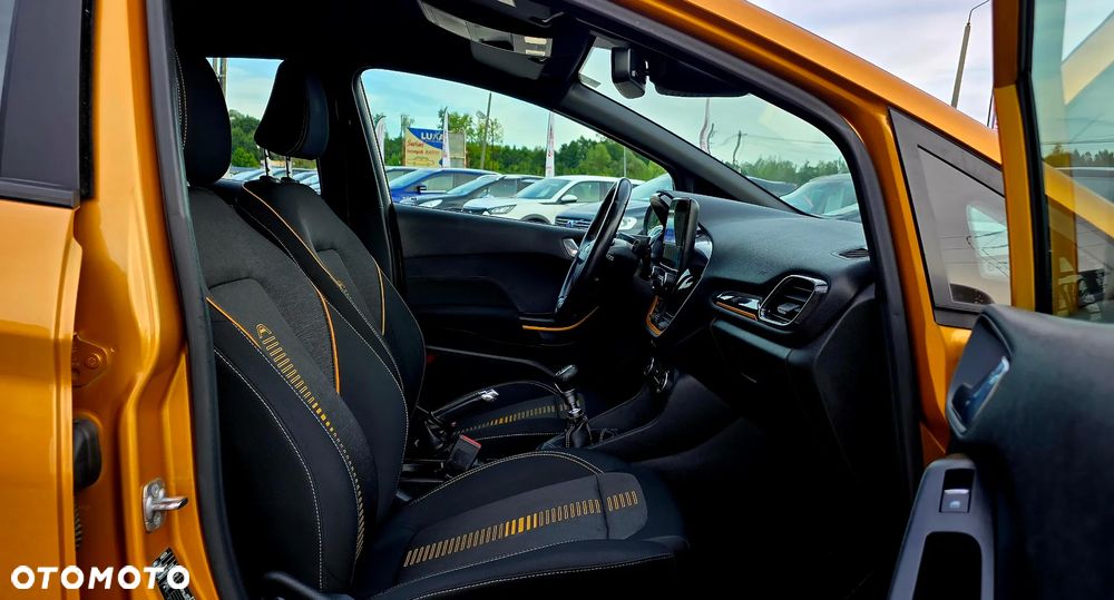 Ford Fiesta - 12