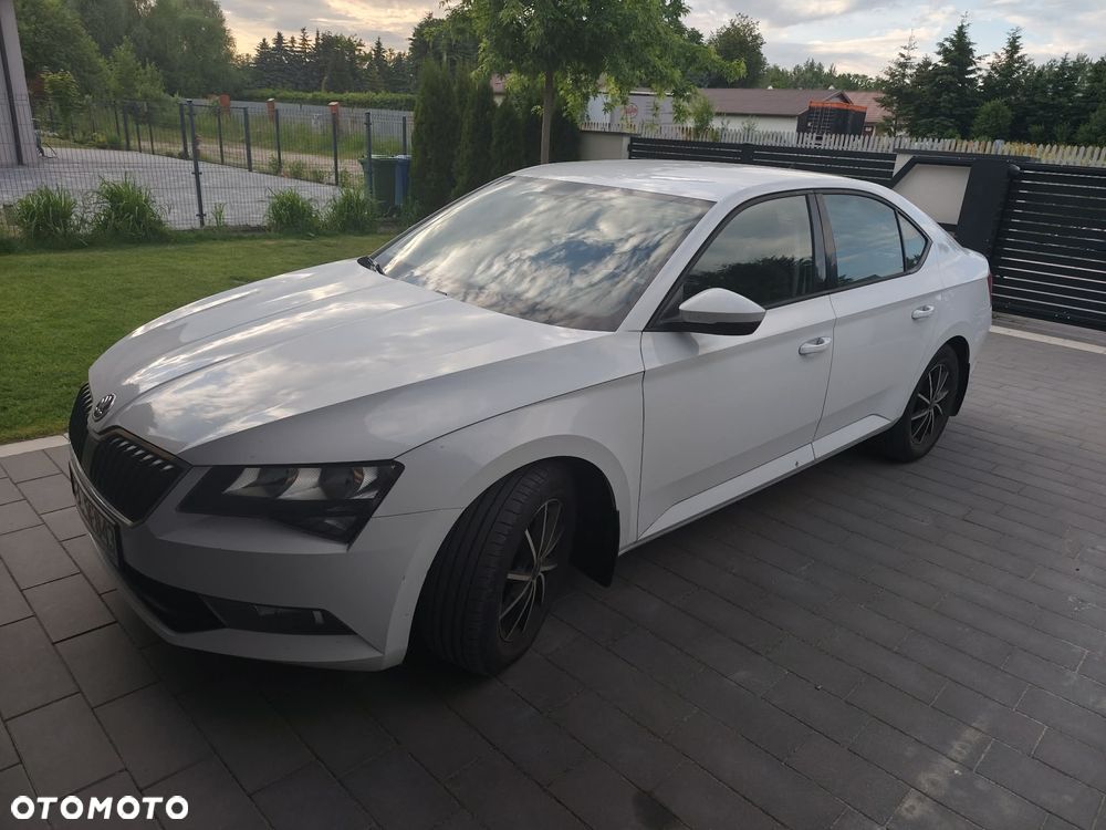 Skoda Superb 1.4 TSI ACT Ambition - 3