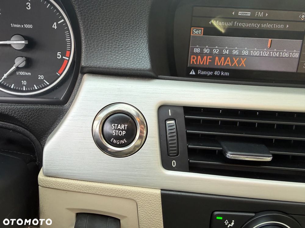 BMW Seria 3 320d xDrive - 20