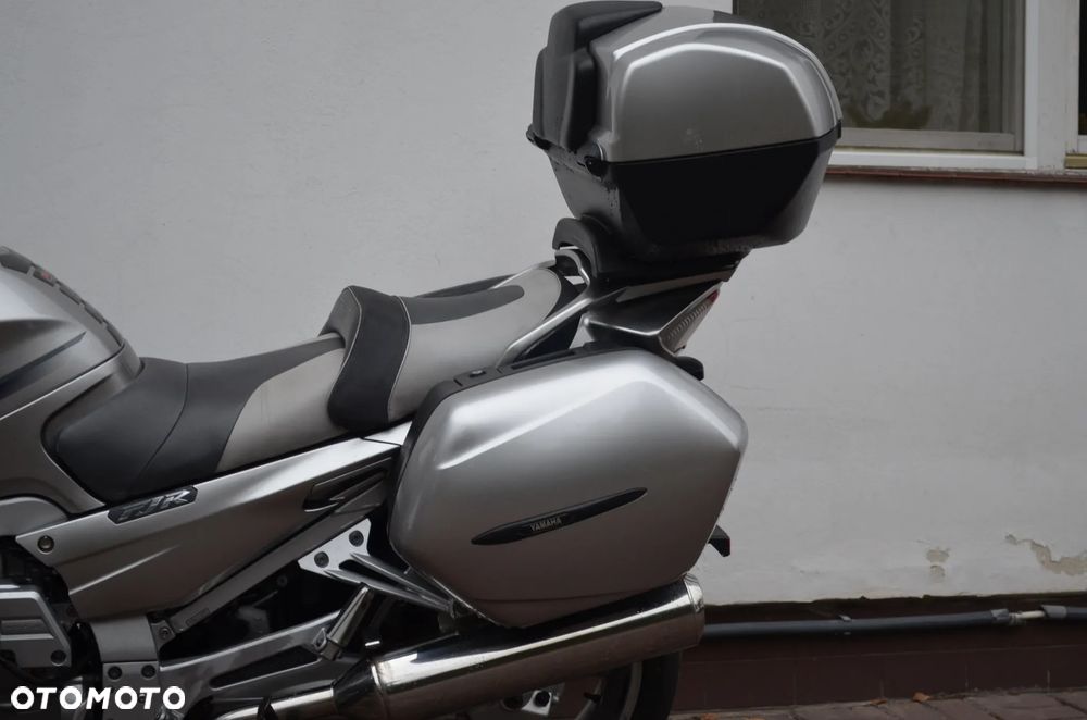 Yamaha FJR - 4