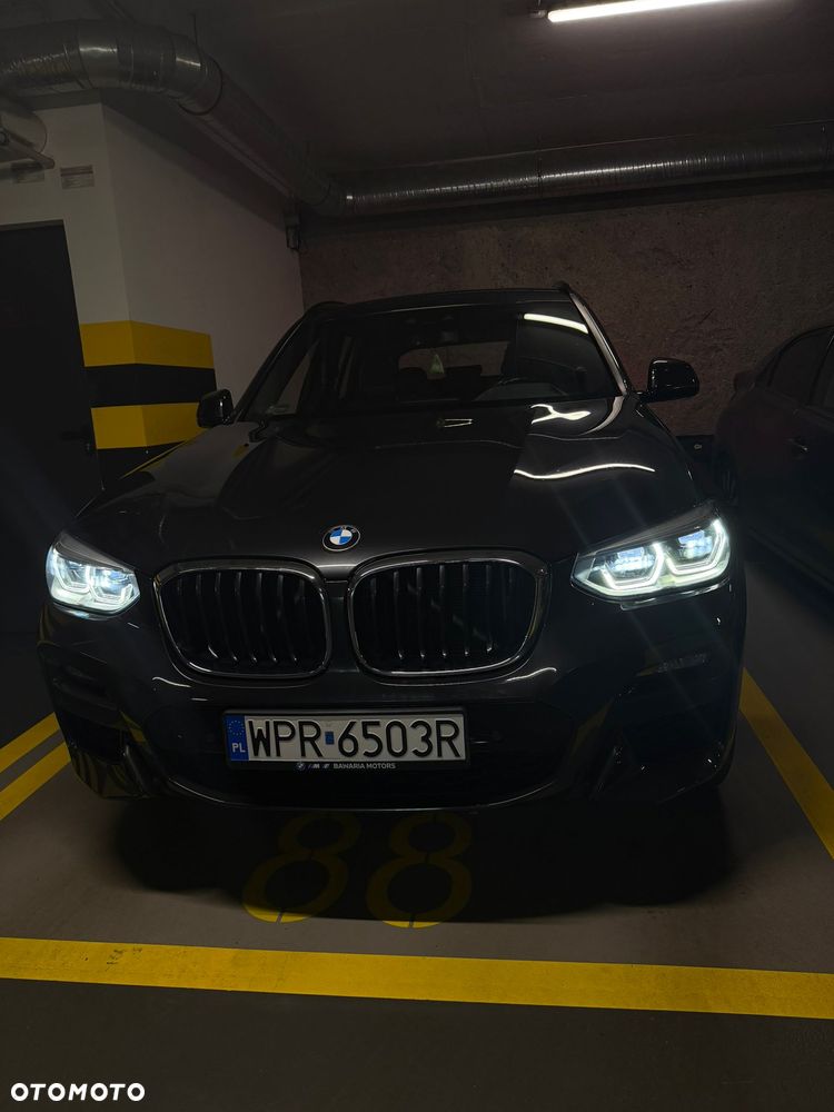 BMW X3 xDrive20i mHEV - 25